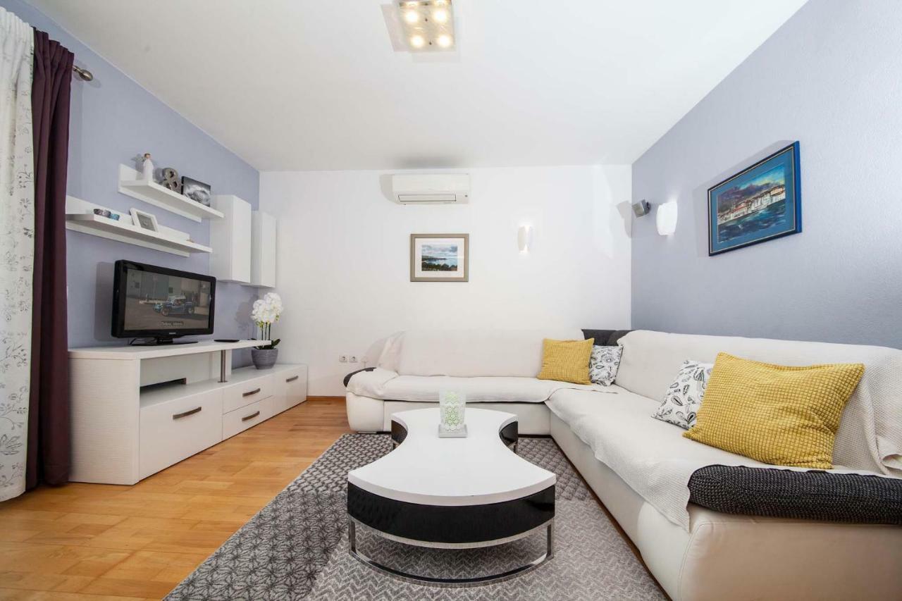 Apartment Sarena Makarska Exterior photo